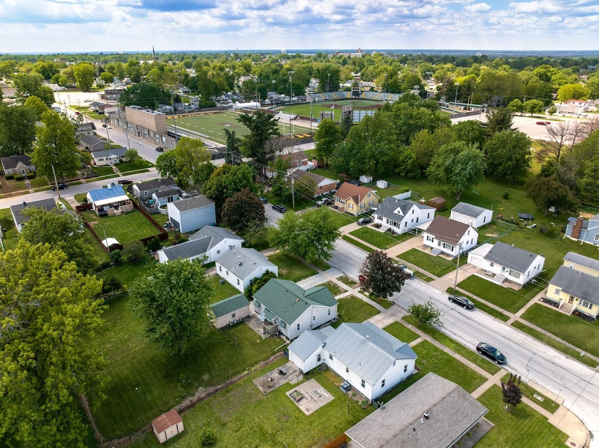 main property photo 20