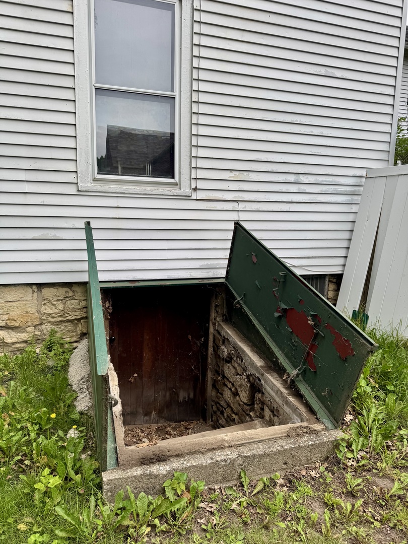 main property photo 33