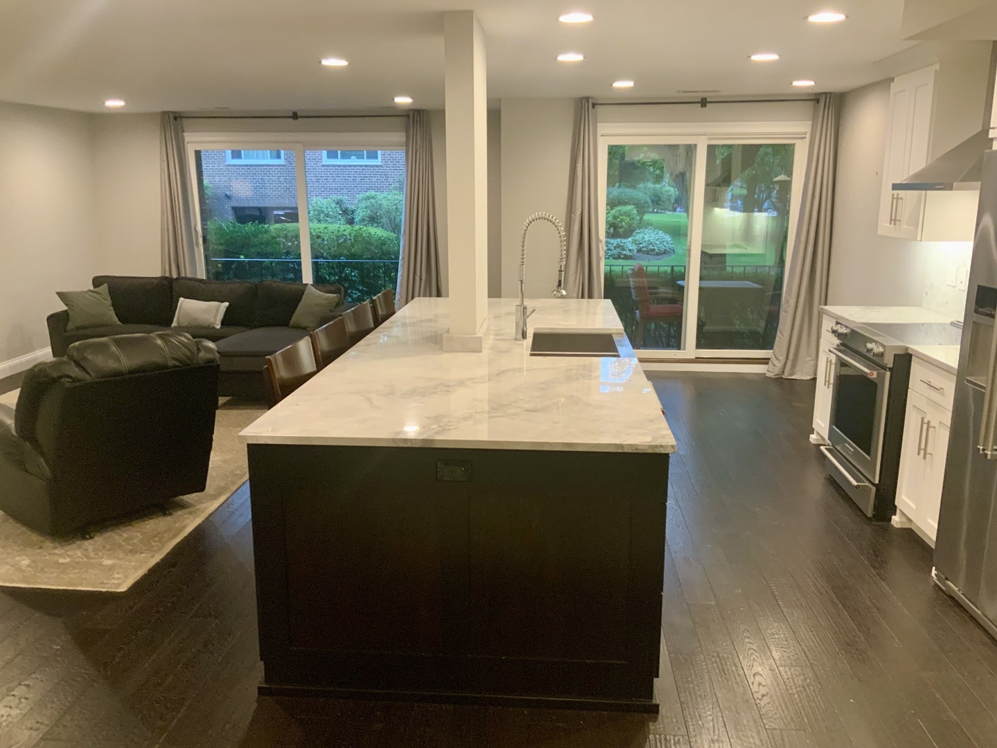 property viewer photo 6