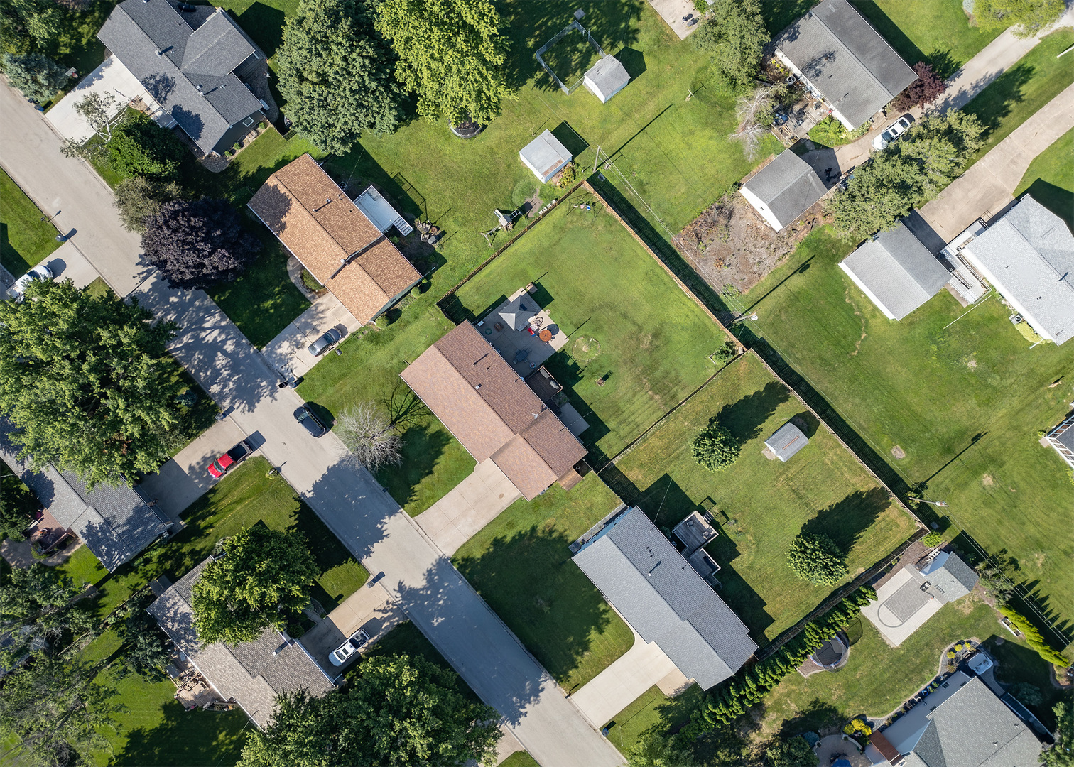 main property photo 37