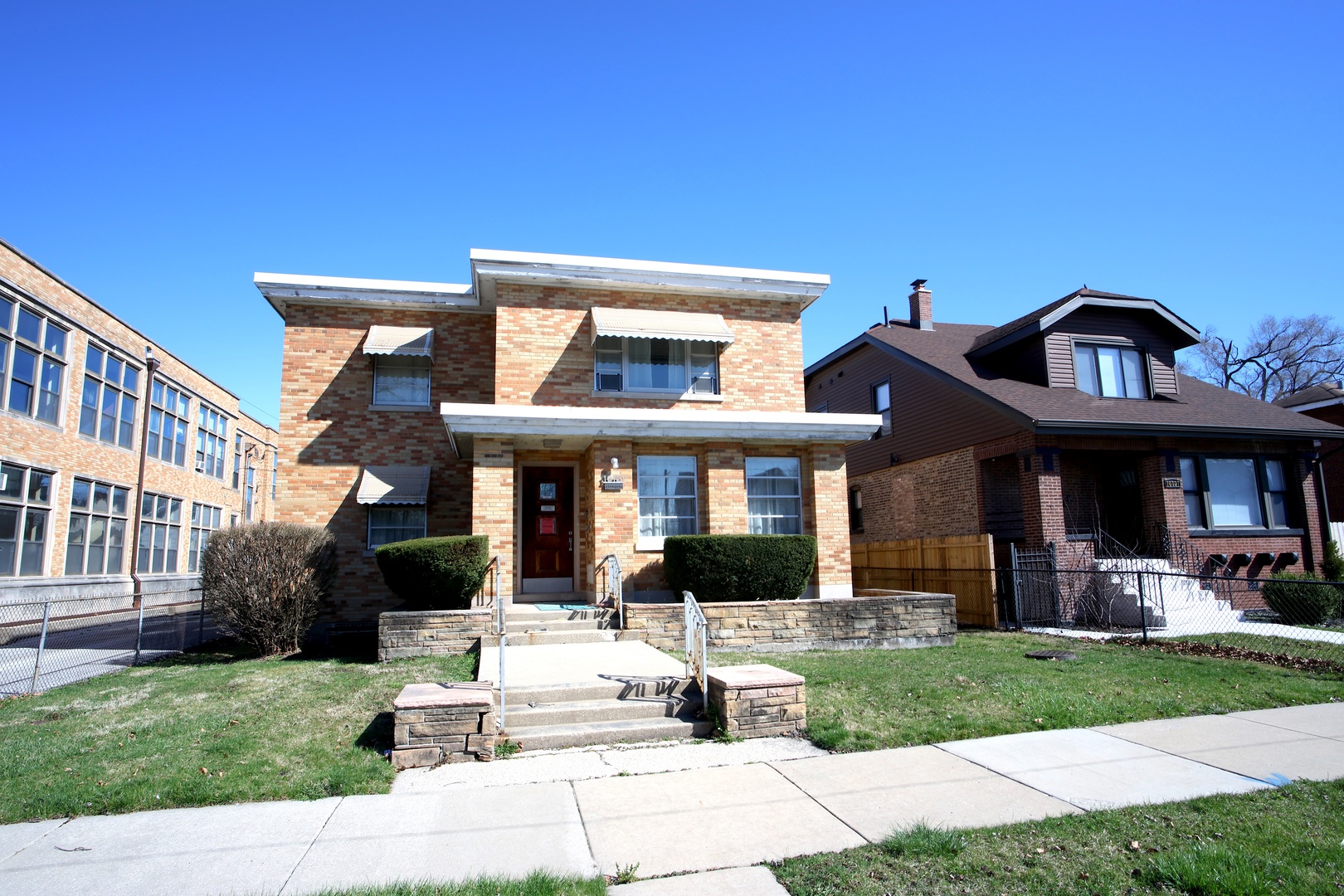 main property photo 6