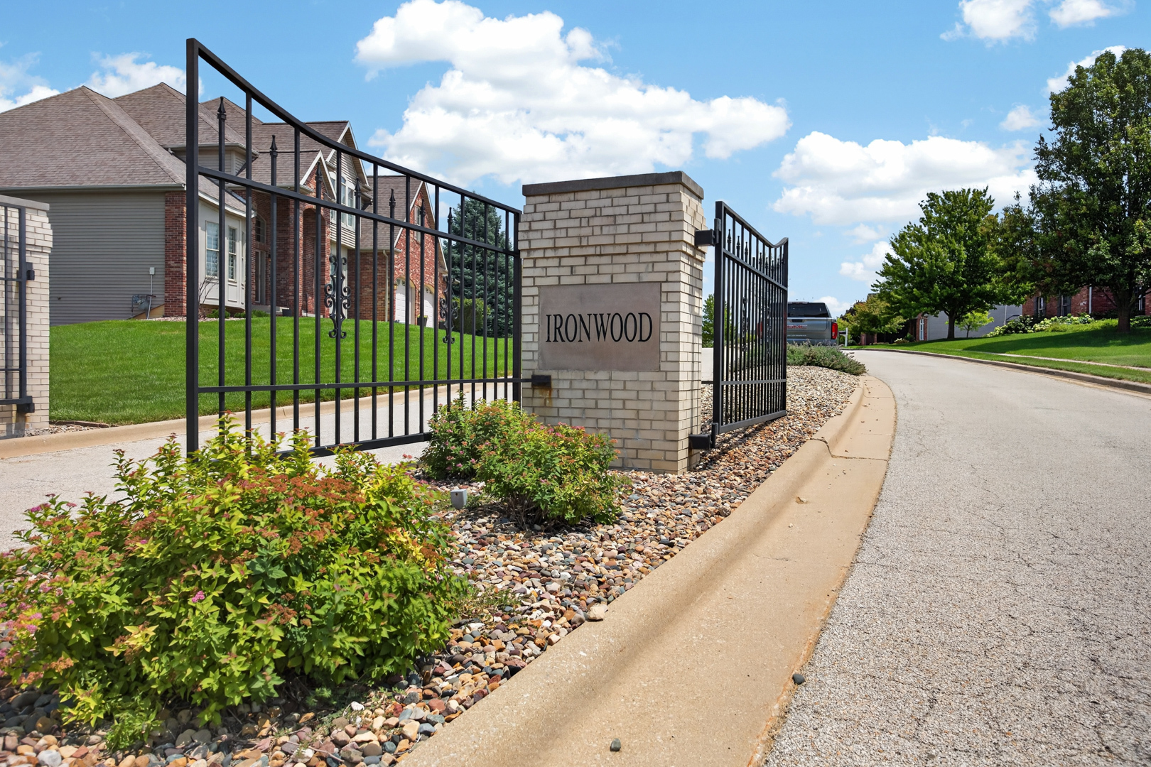 main property photo 67