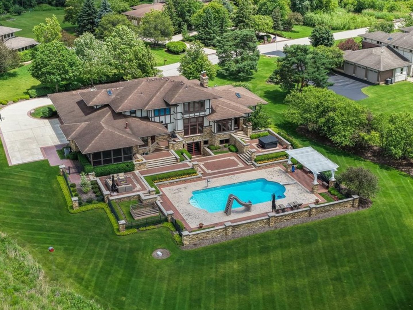 main property photo 52
