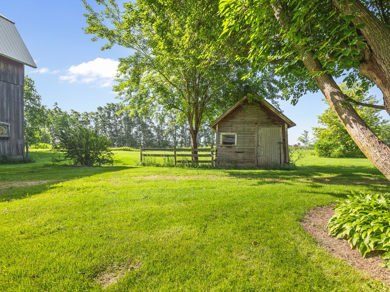 main property photo 45