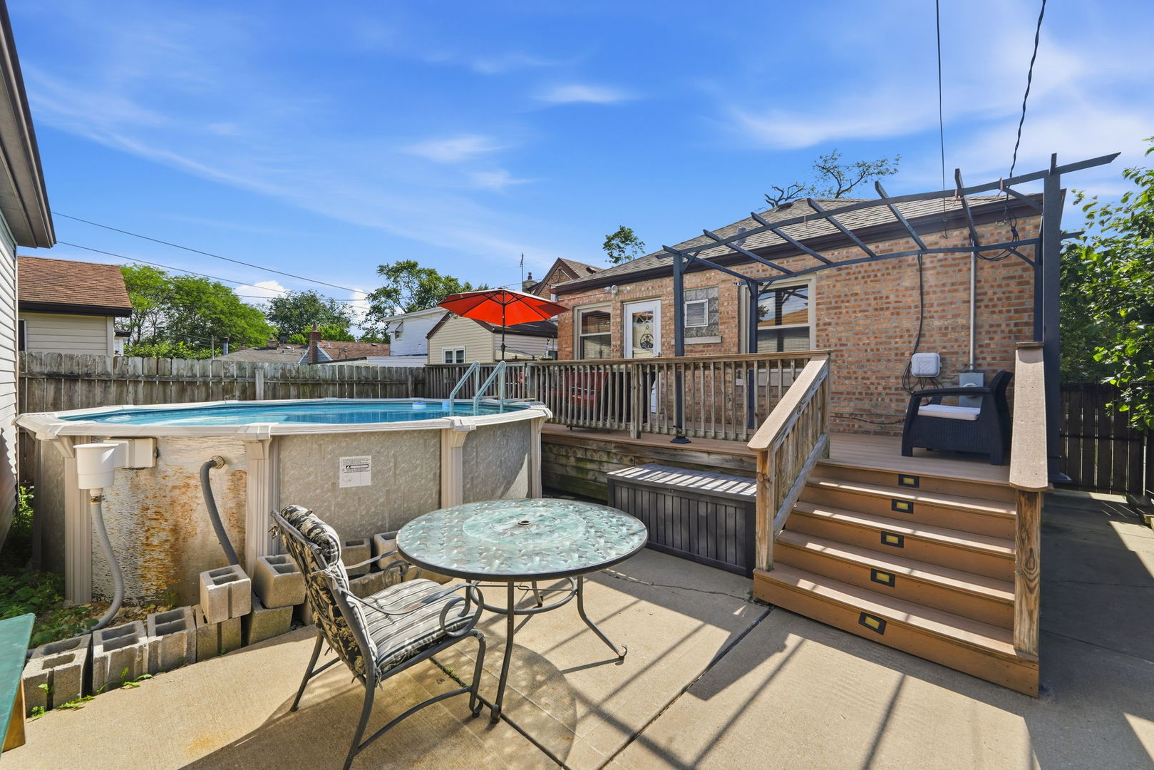 main property photo 30