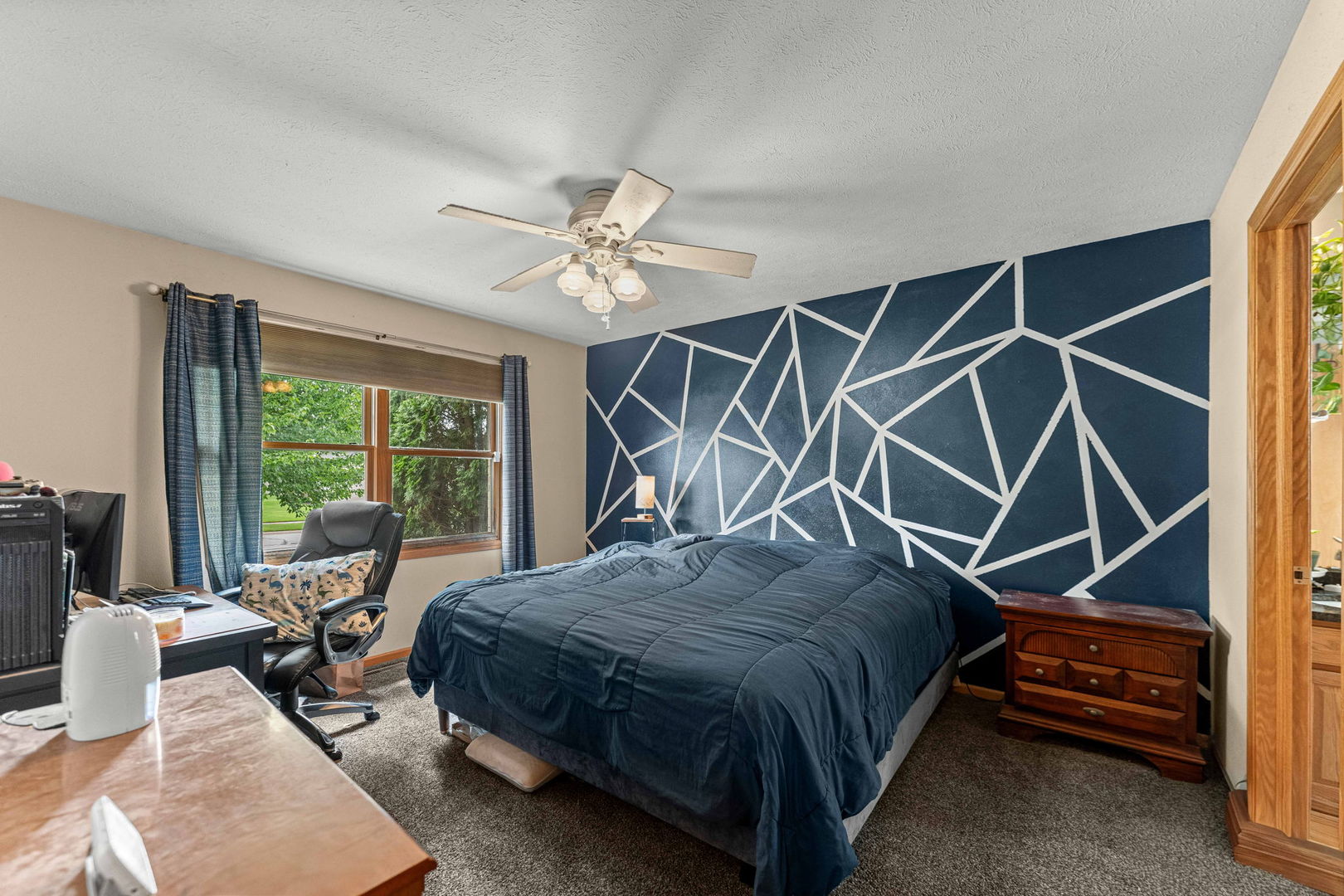 main property photo 13