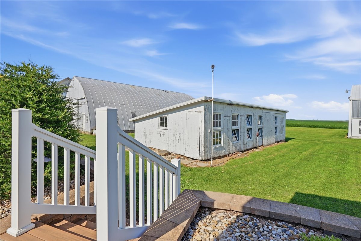 main property photo 38