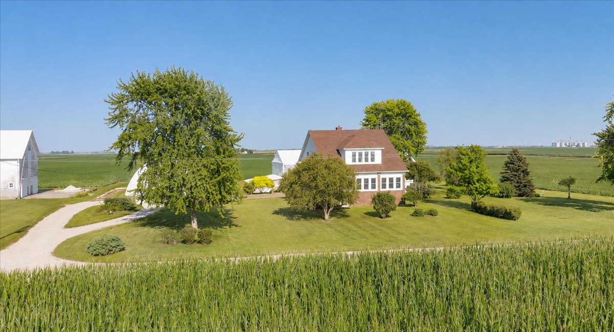 main property photo 44