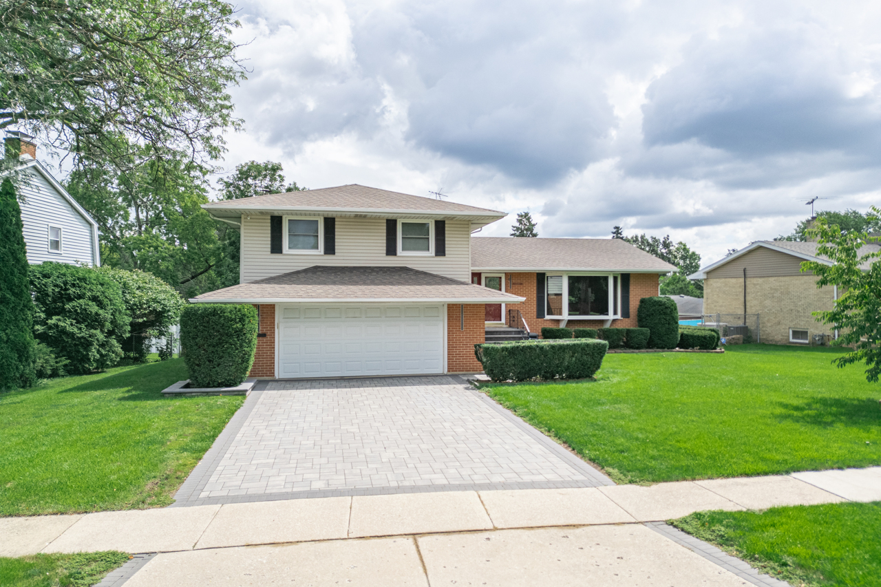 main property photo 45