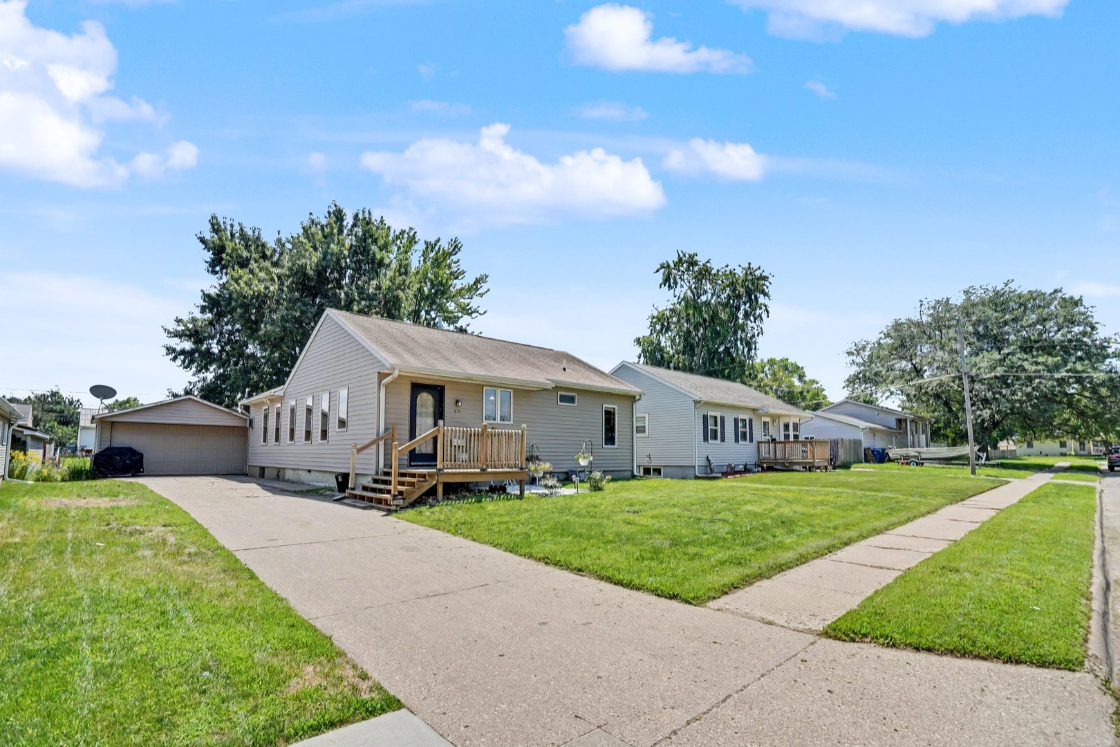 main property photo 26