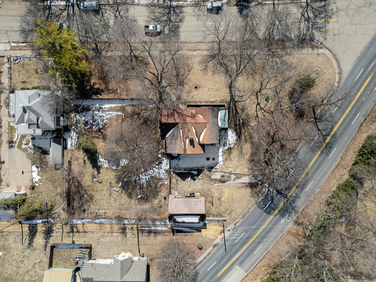 main property photo 47