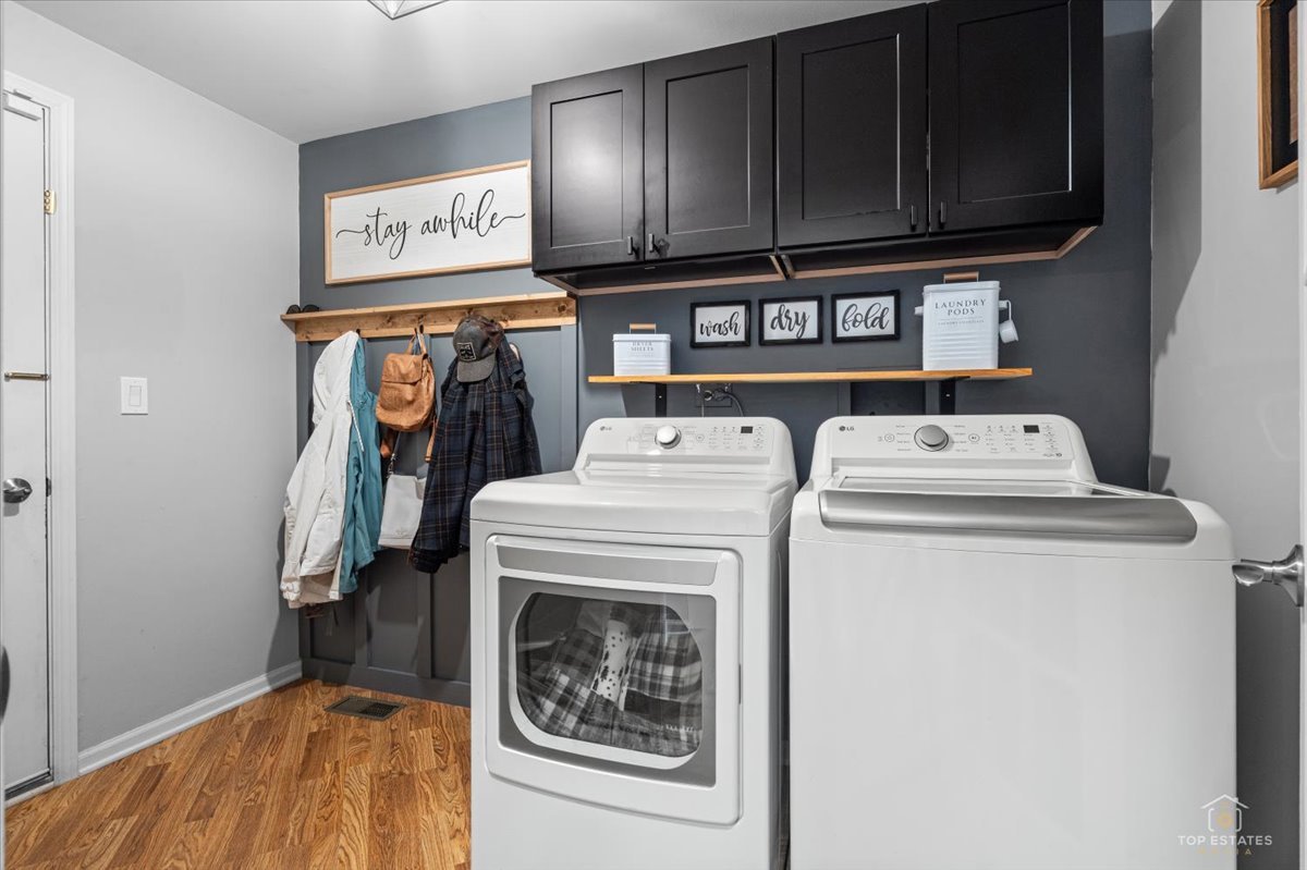 property viewer photo 15