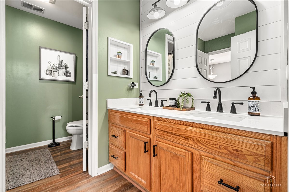 property viewer photo 19