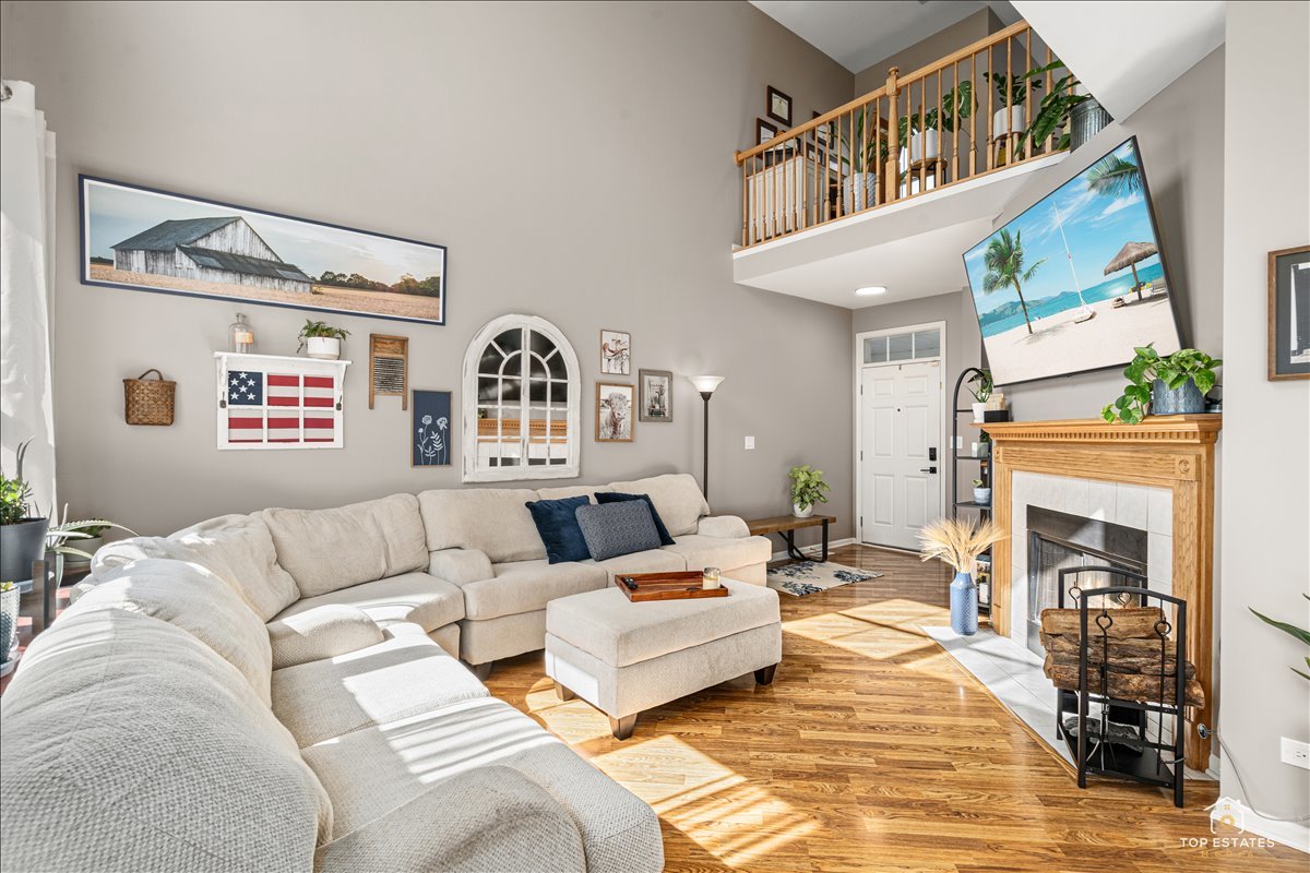 property viewer photo 5