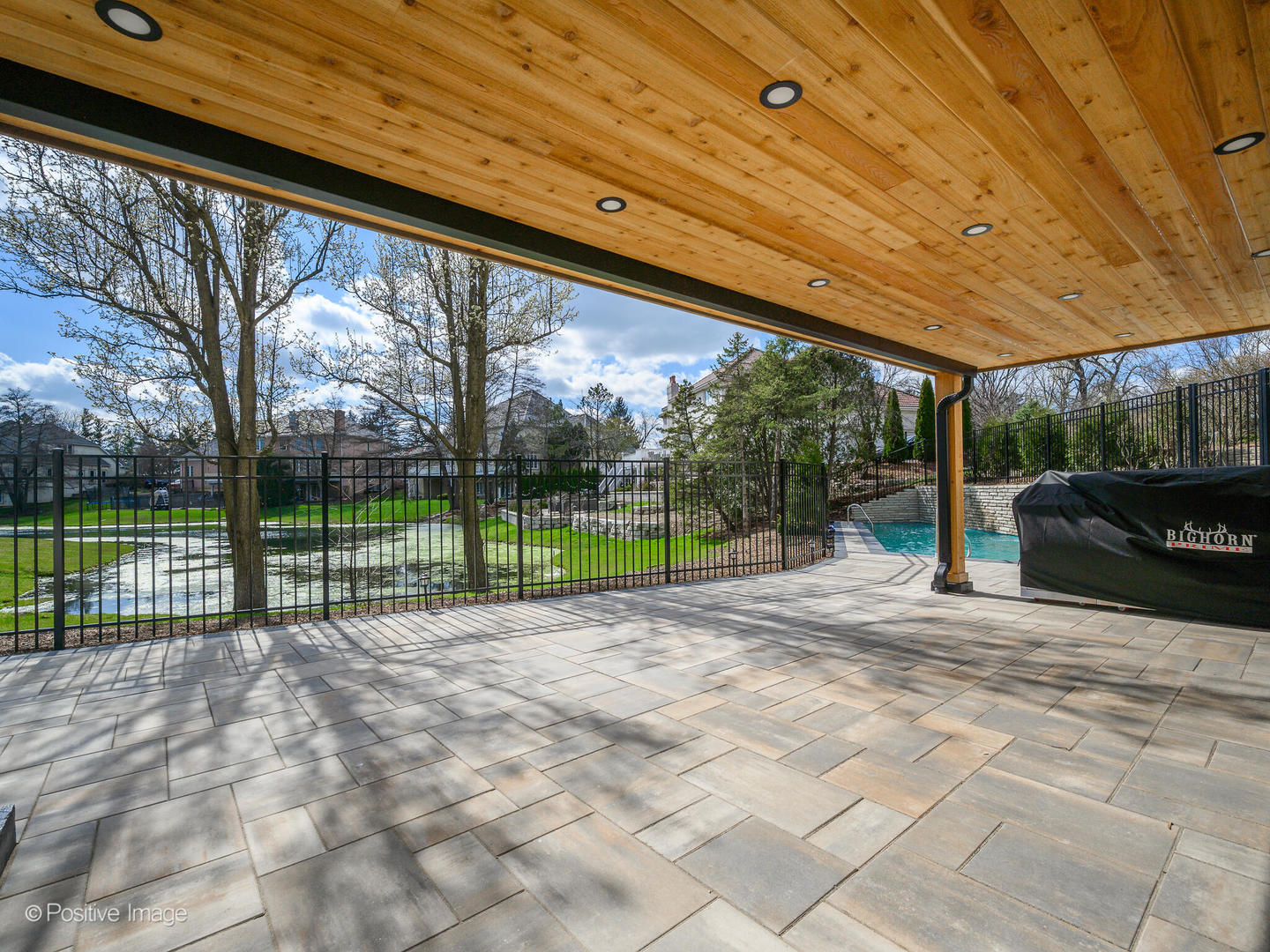 main property photo 49