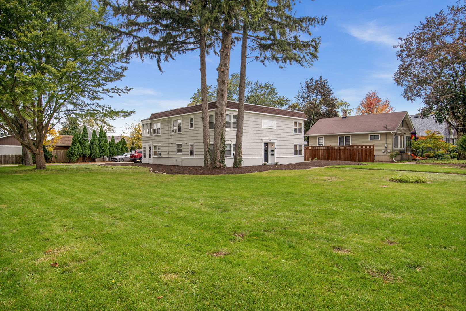 property viewer photo 2