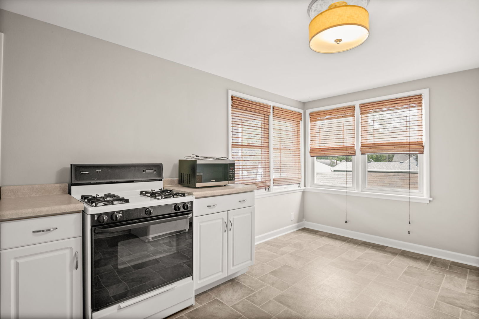 property viewer photo 7