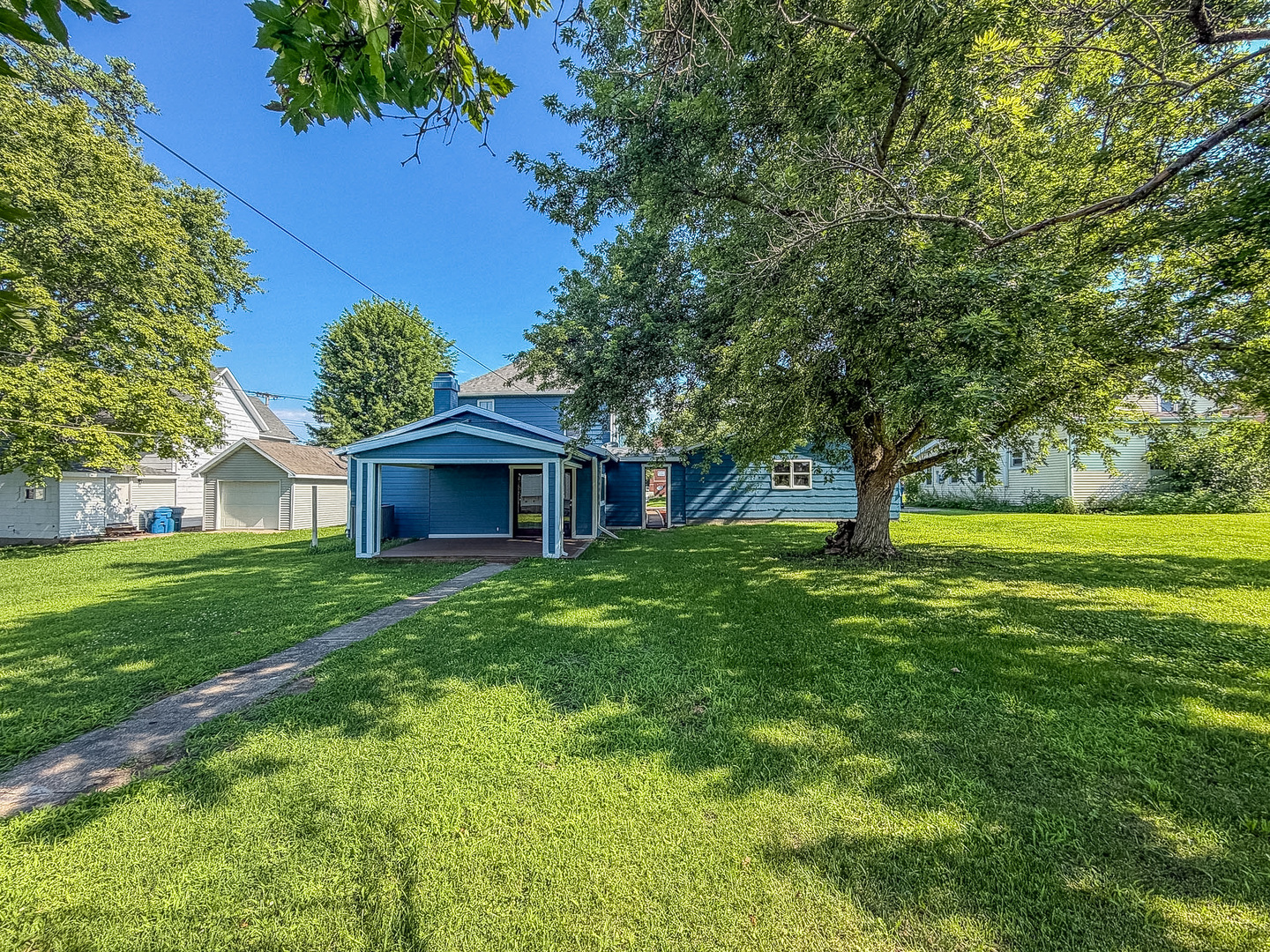 main property photo 33