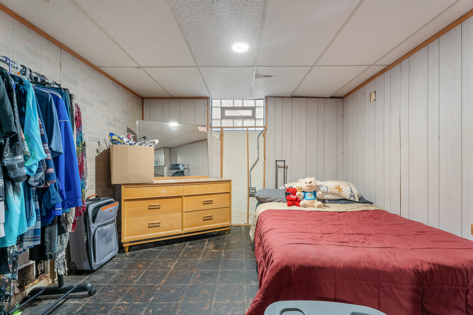 main property photo 16