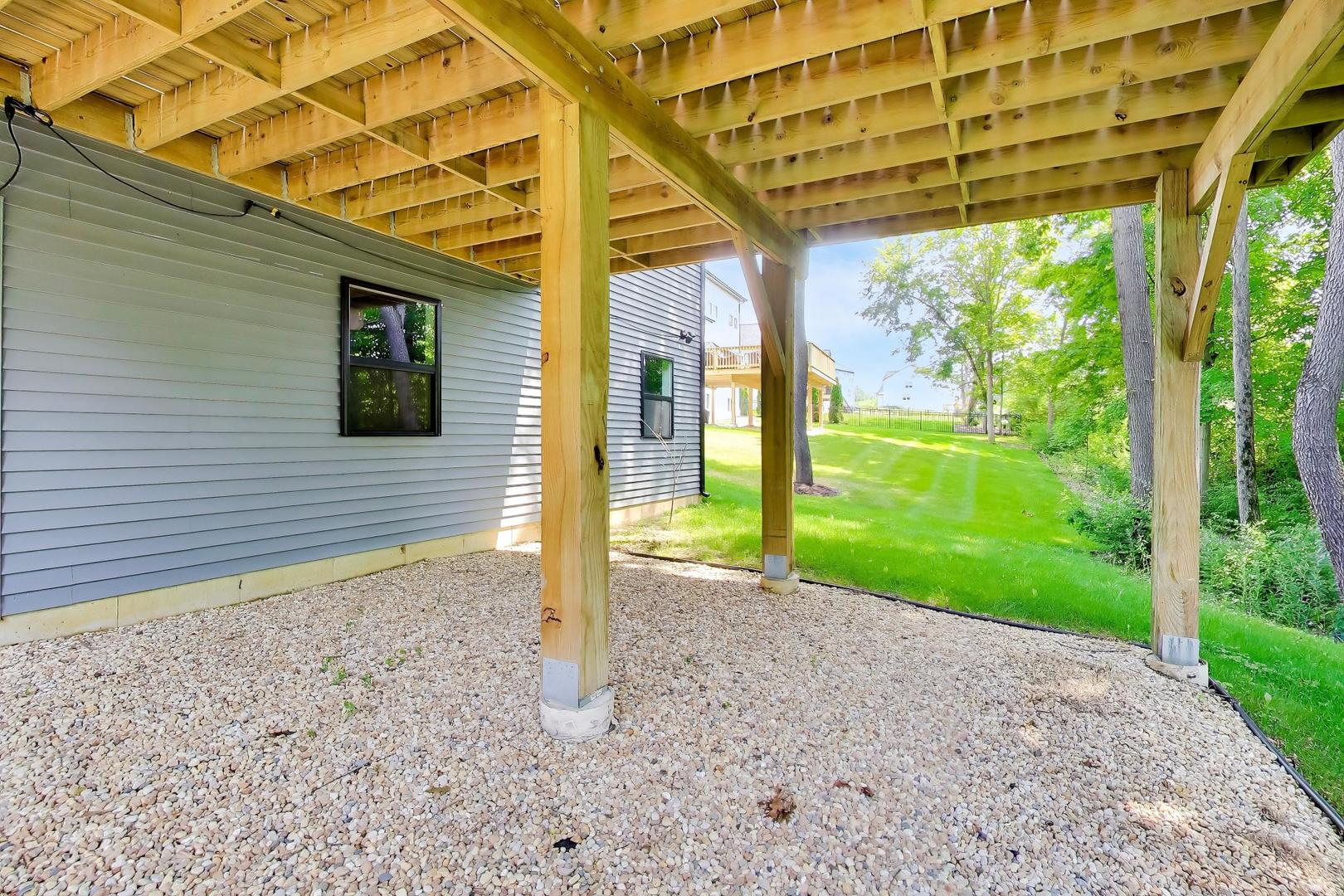 main property photo 50