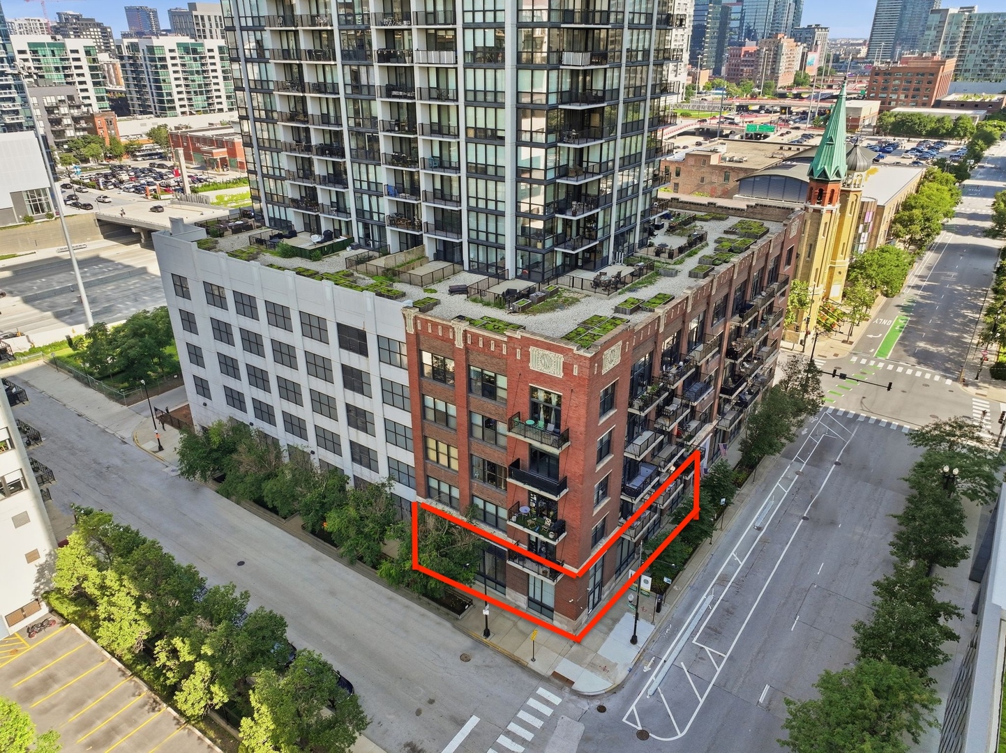 main property photo 13