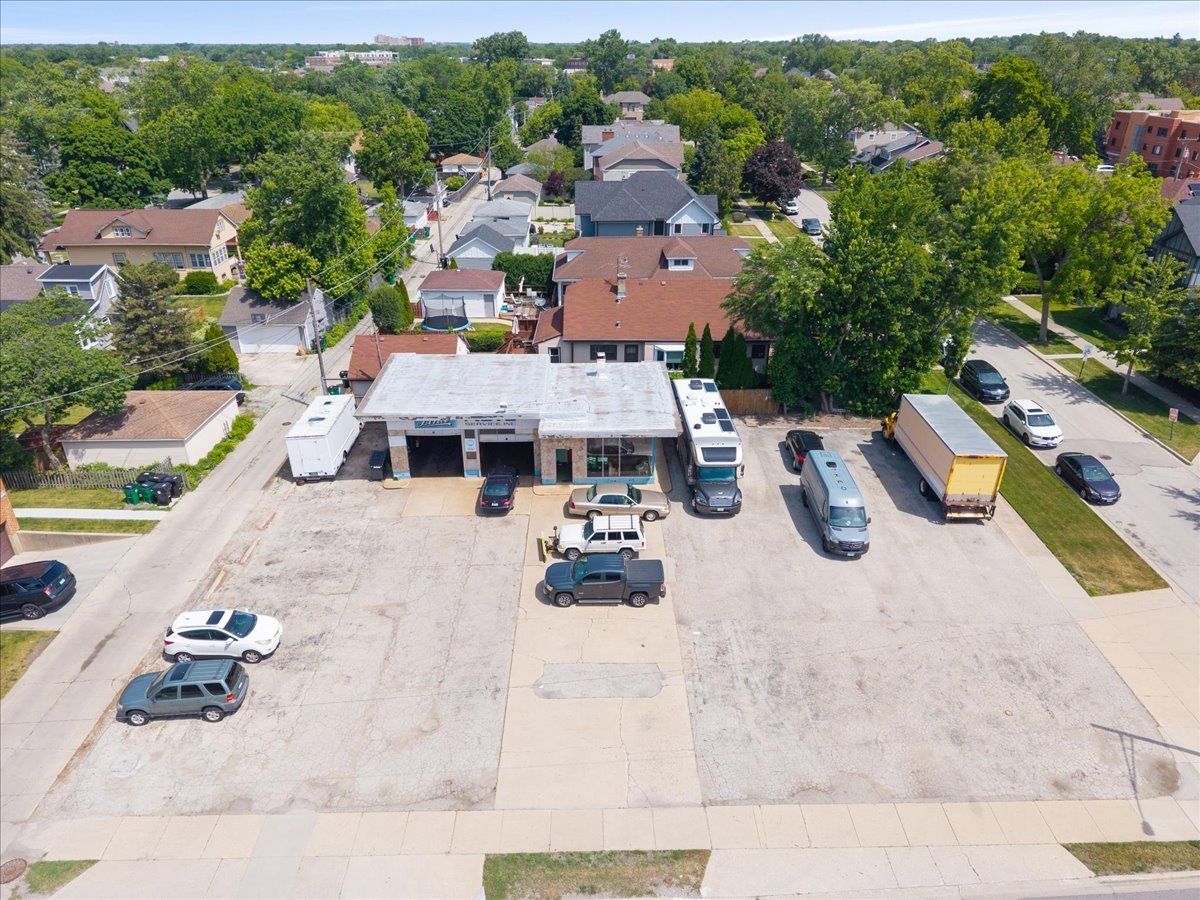 main property photo 10
