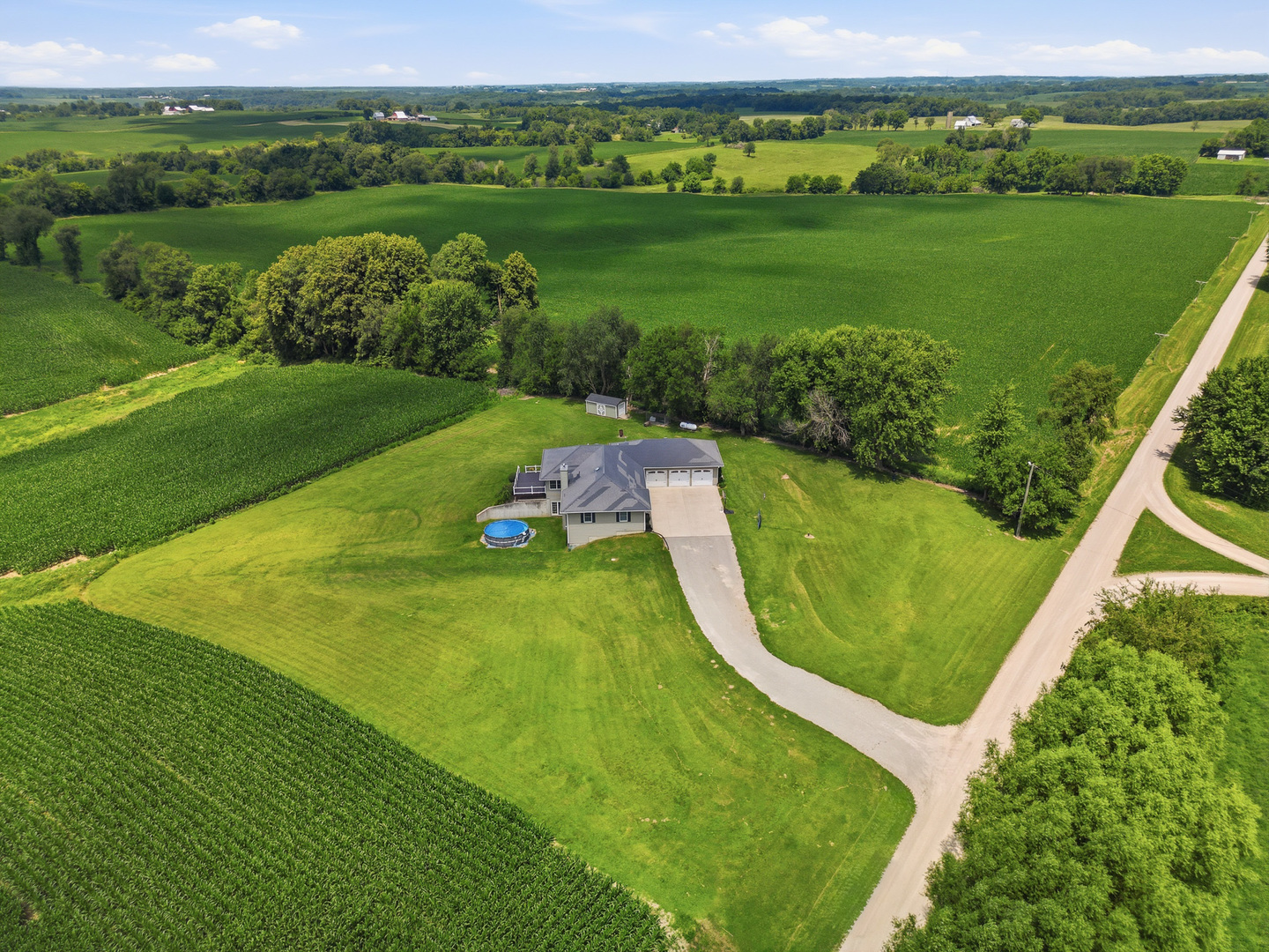 main property photo 35