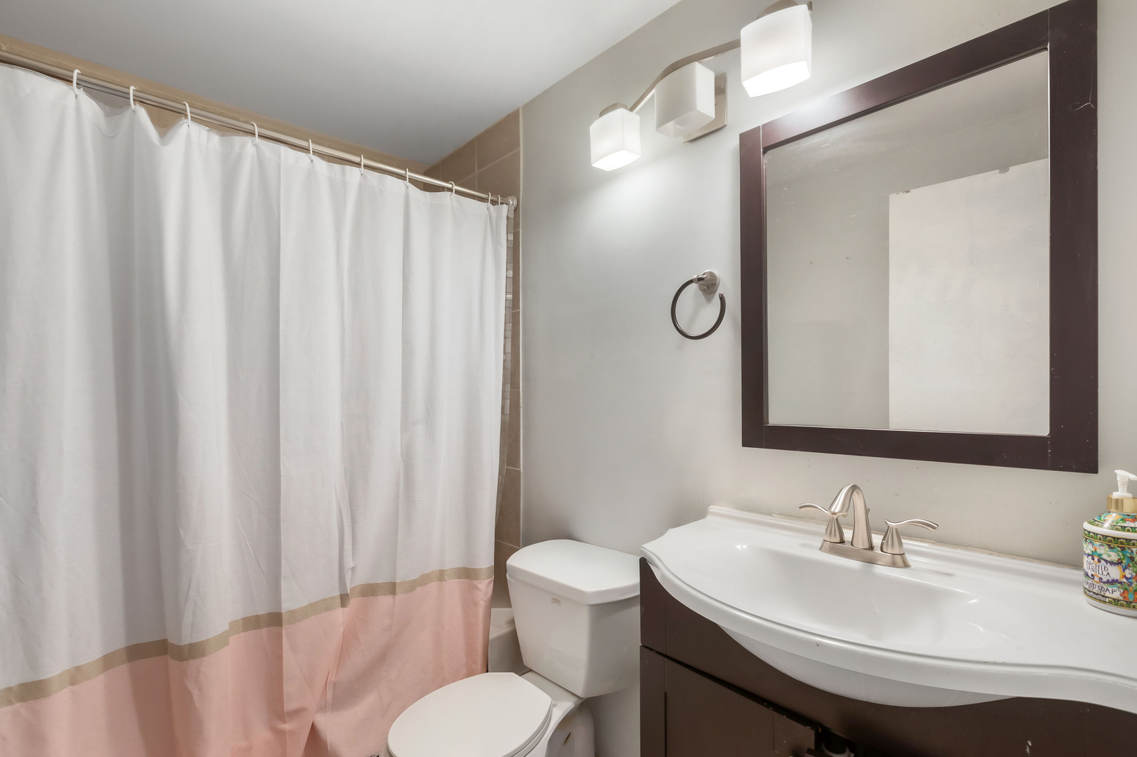property viewer photo 11