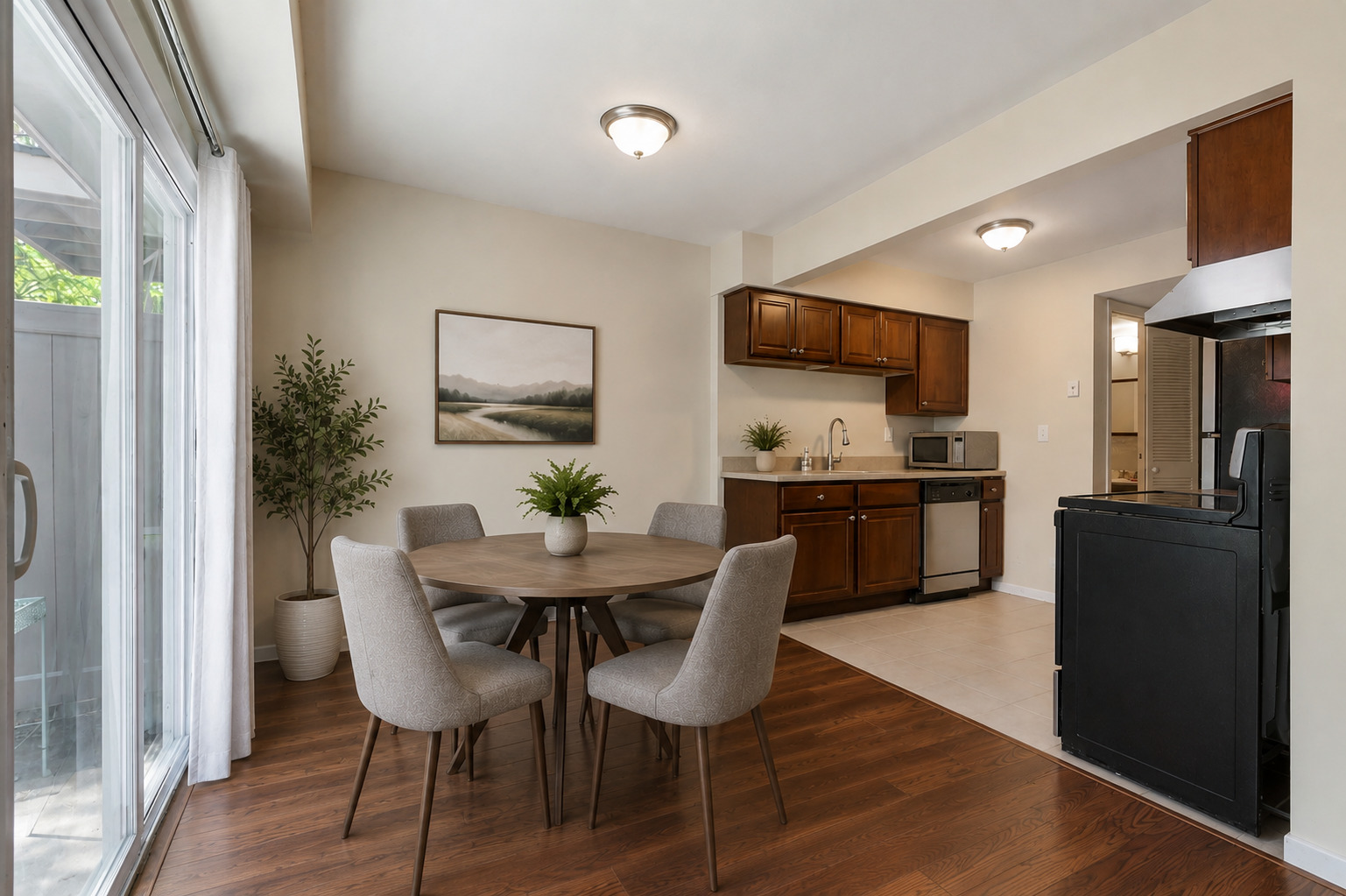 property viewer photo 7