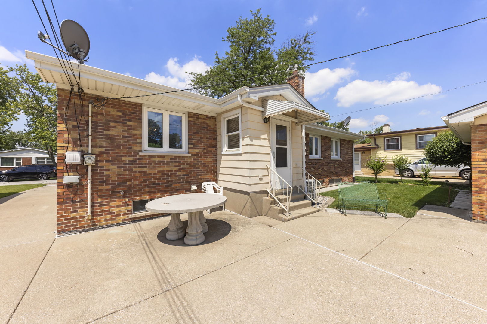 main property photo 20