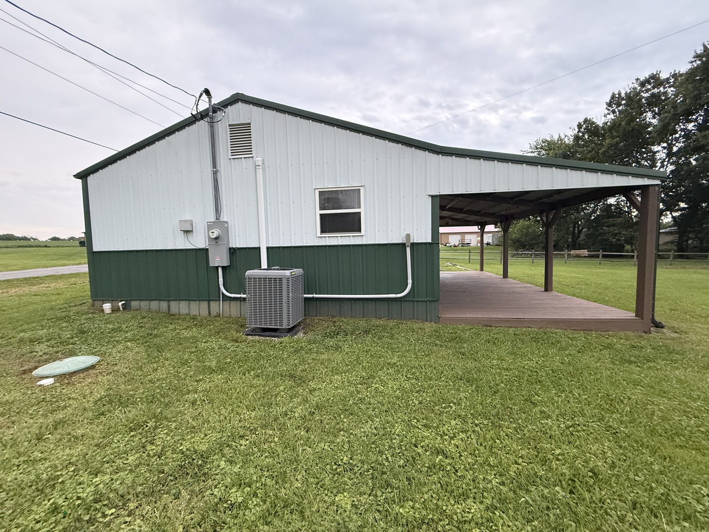 main property photo 6