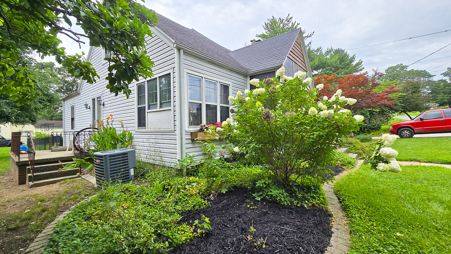 main property photo 5