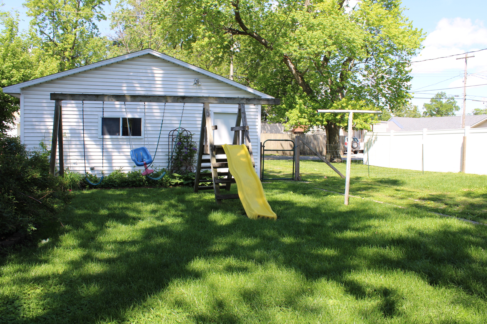main property photo 48