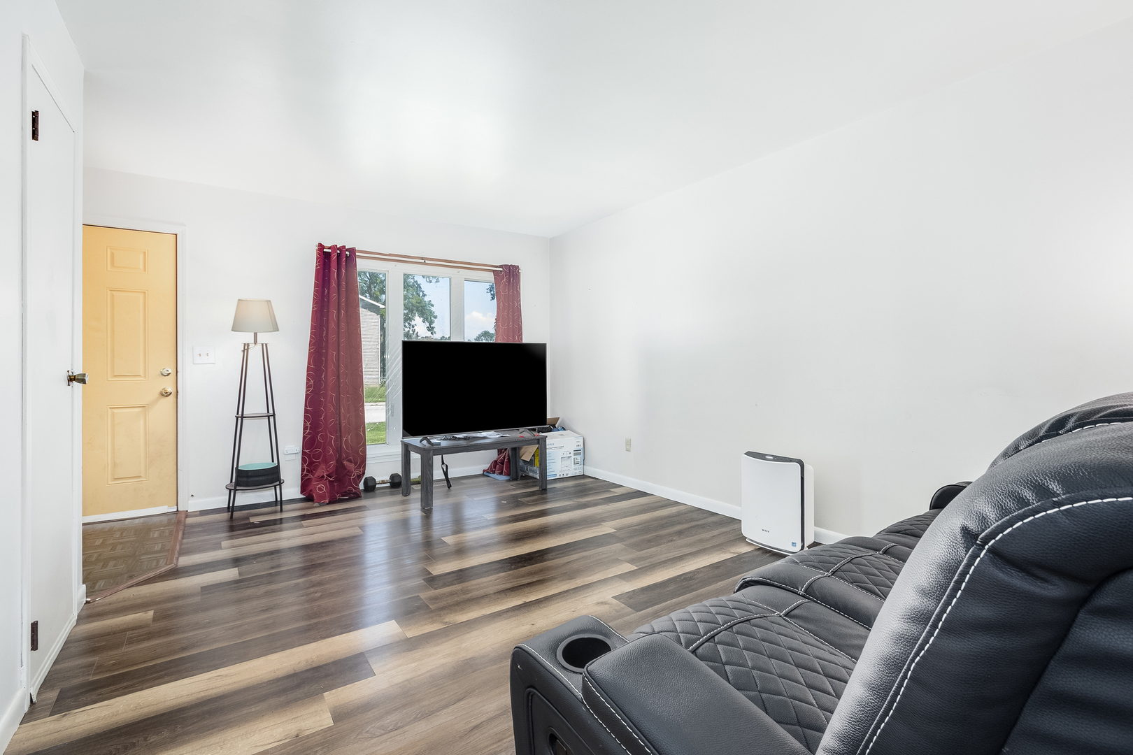 main property photo 4