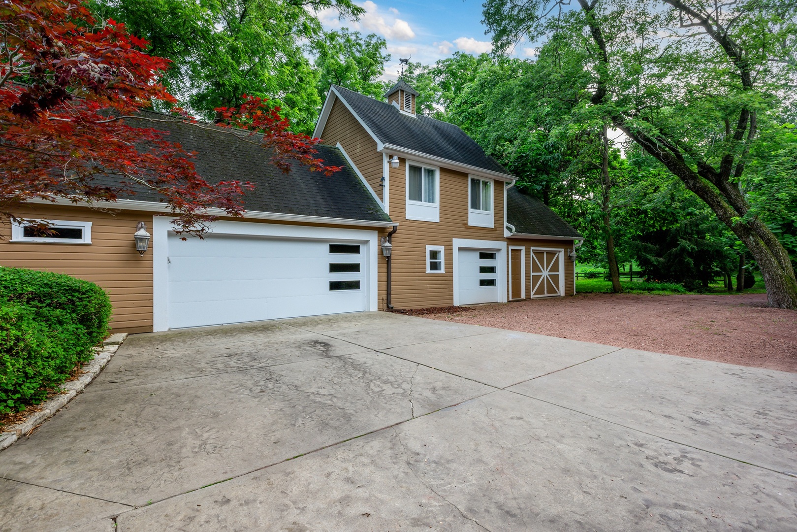 main property photo 88