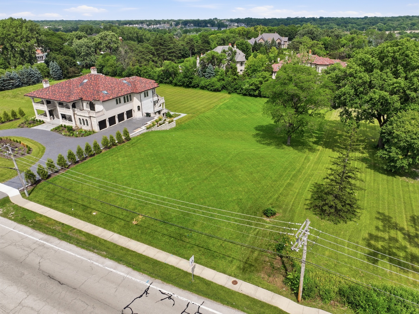 main property photo 6