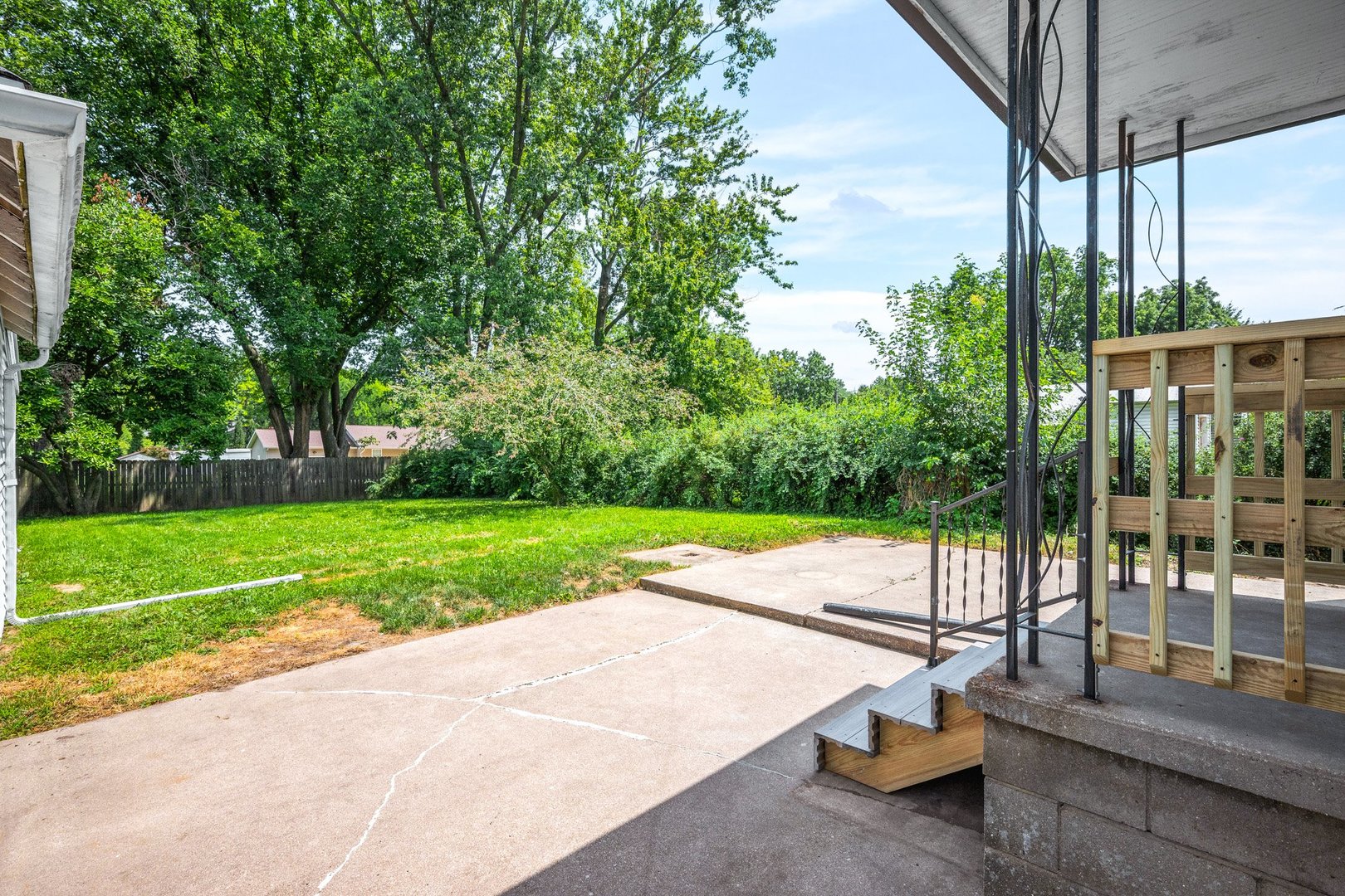 main property photo 21
