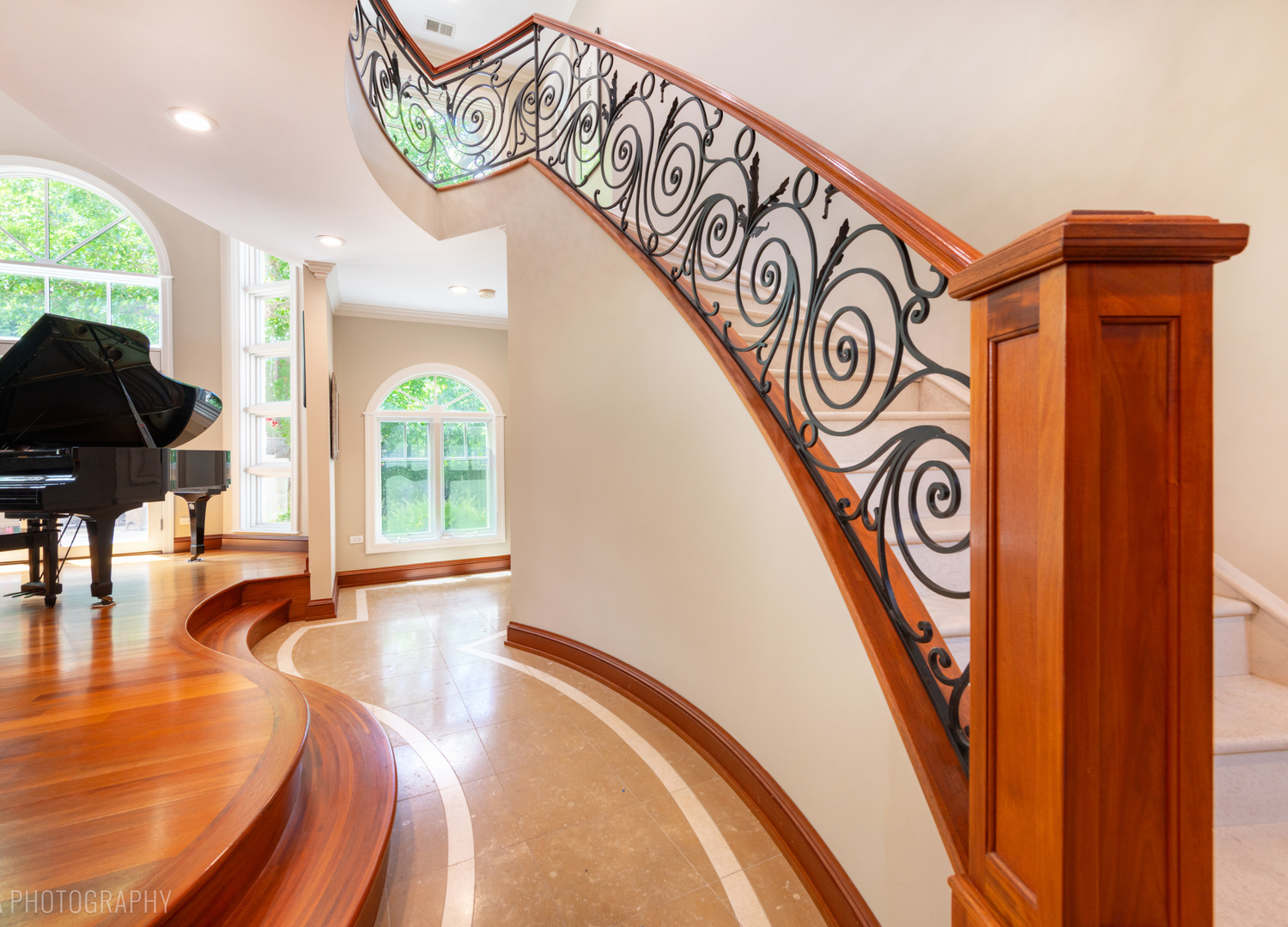 main property photo 6