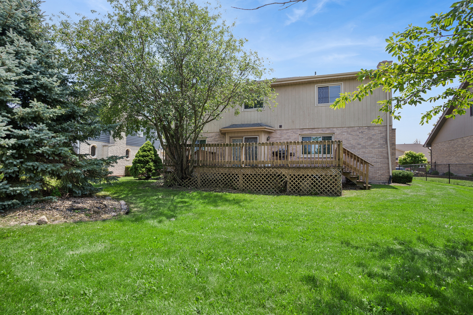 main property photo 19
