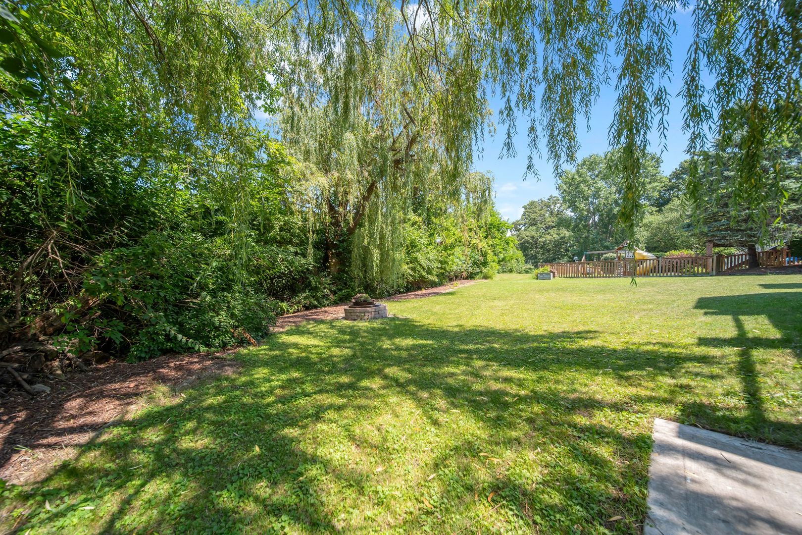 main property photo 13