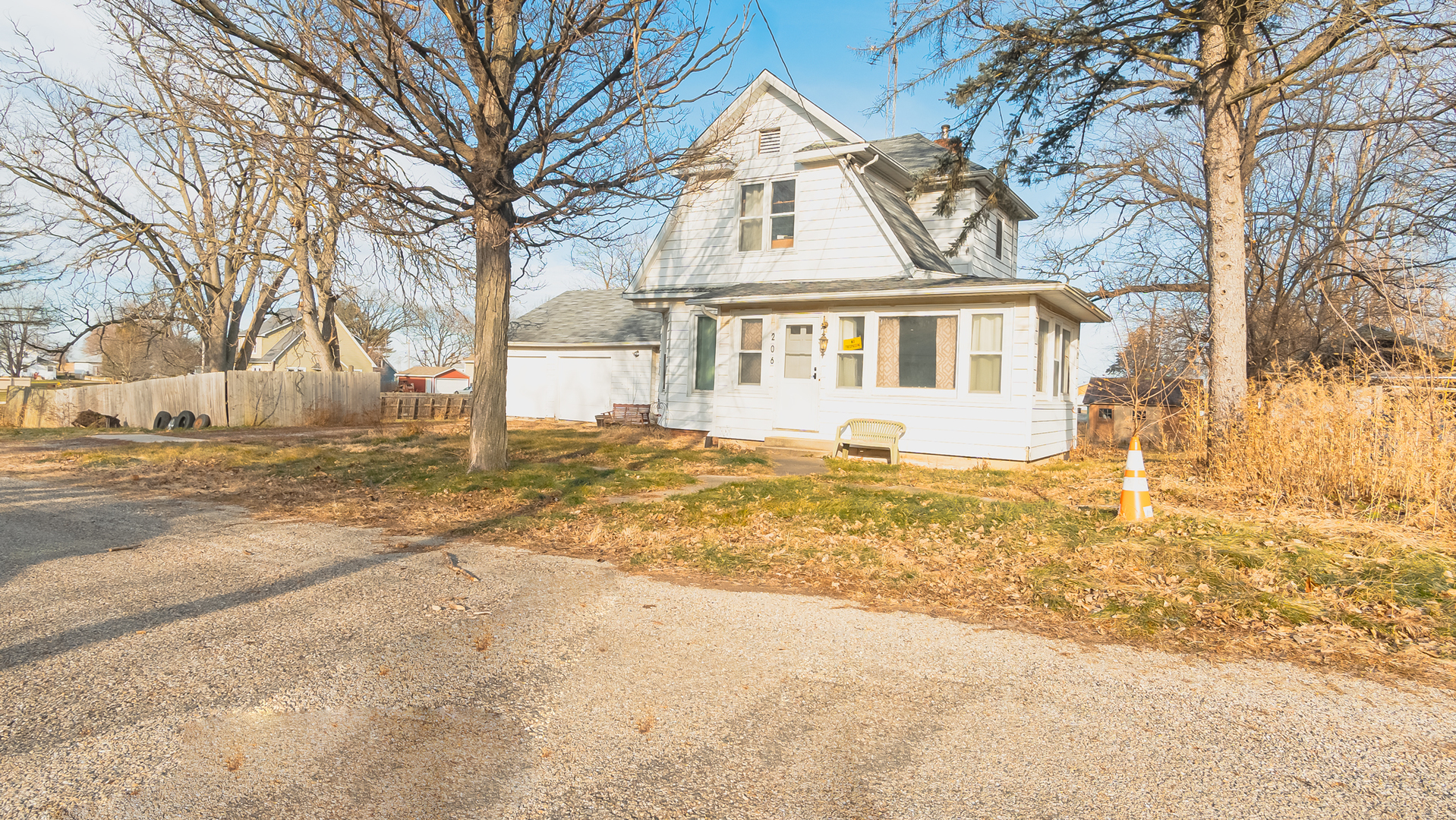 main property photo 6