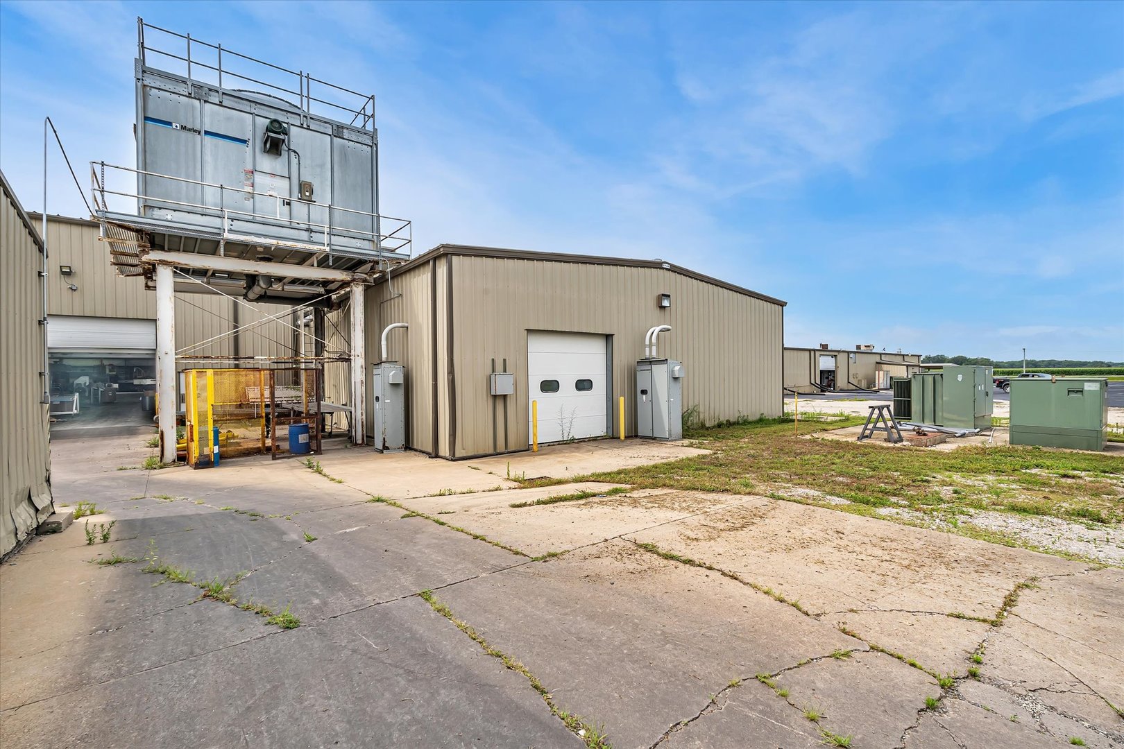 main property photo 4