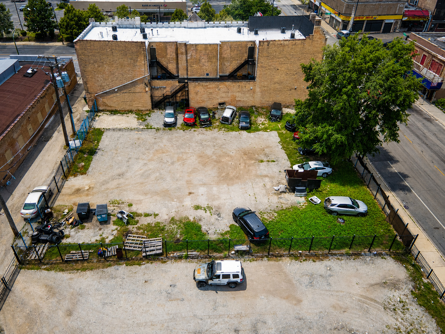 main property photo 25