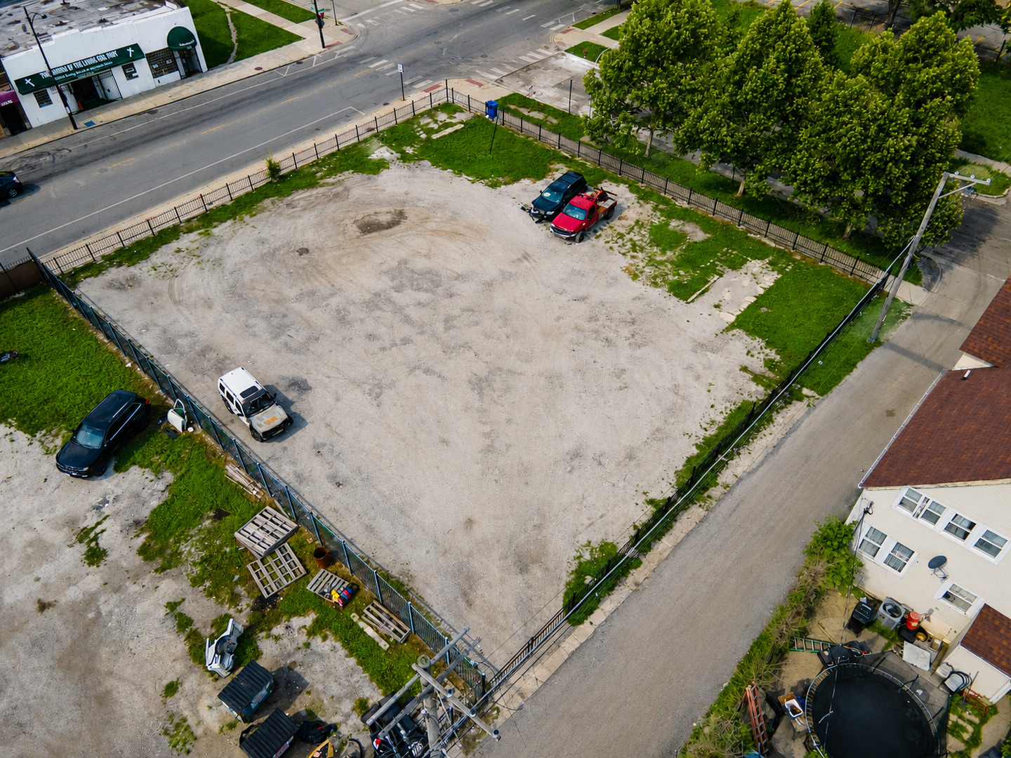 main property photo 26