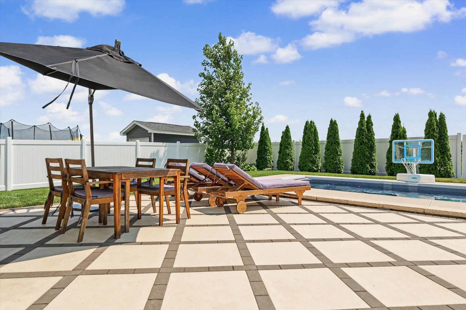 main property photo 65