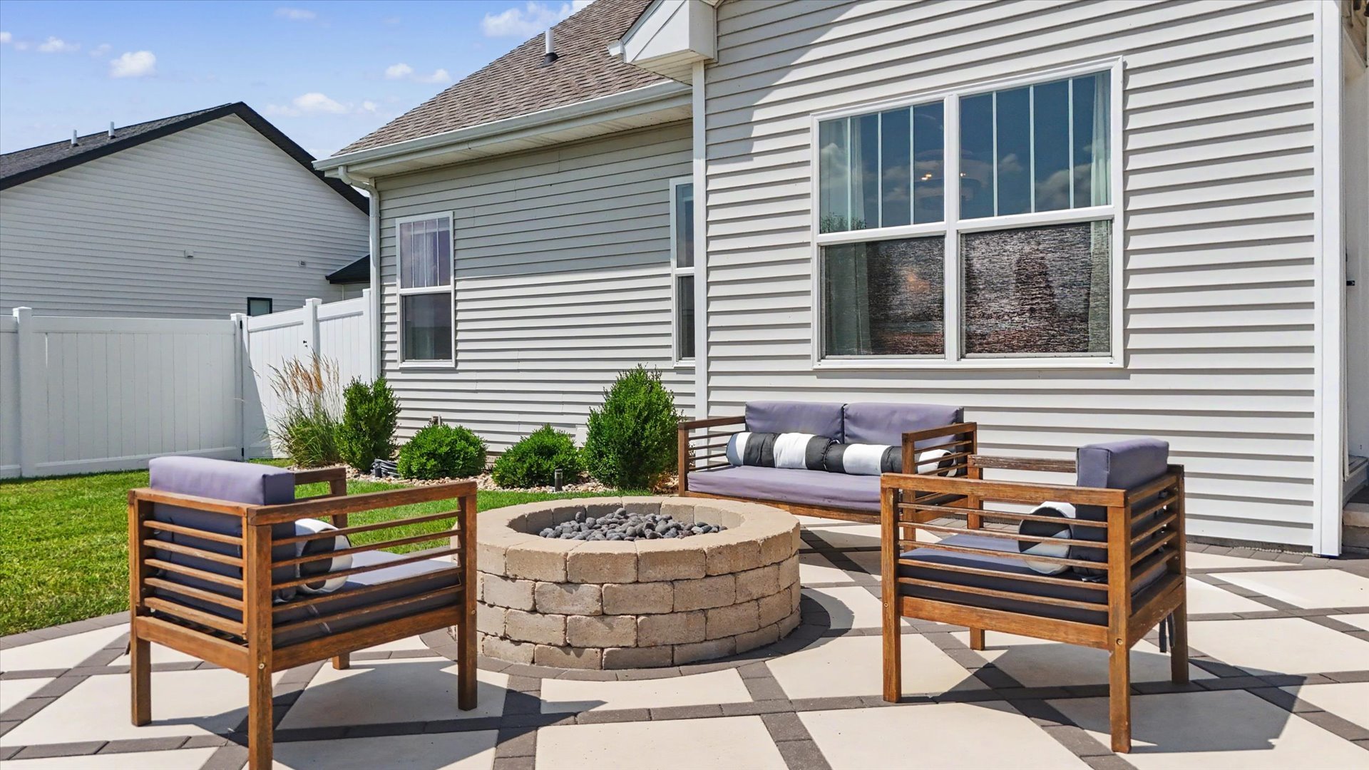 main property photo 67