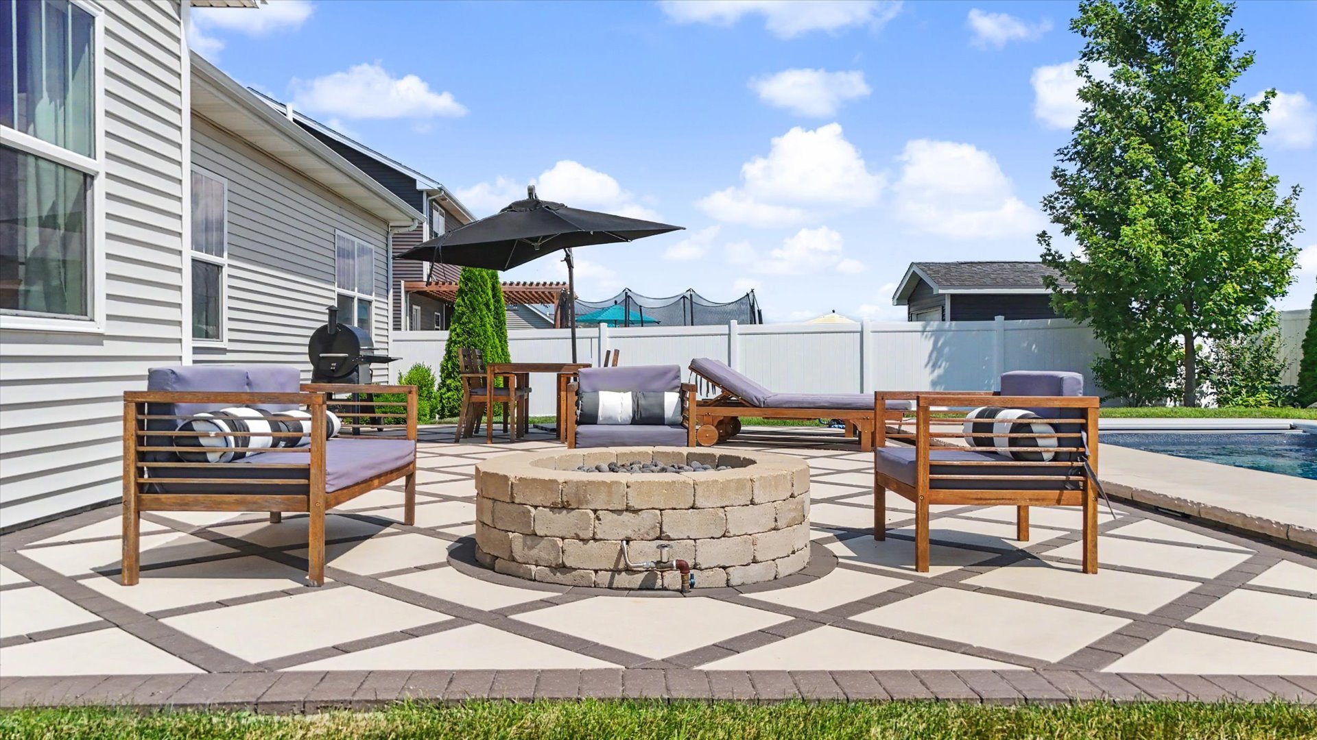 main property photo 69