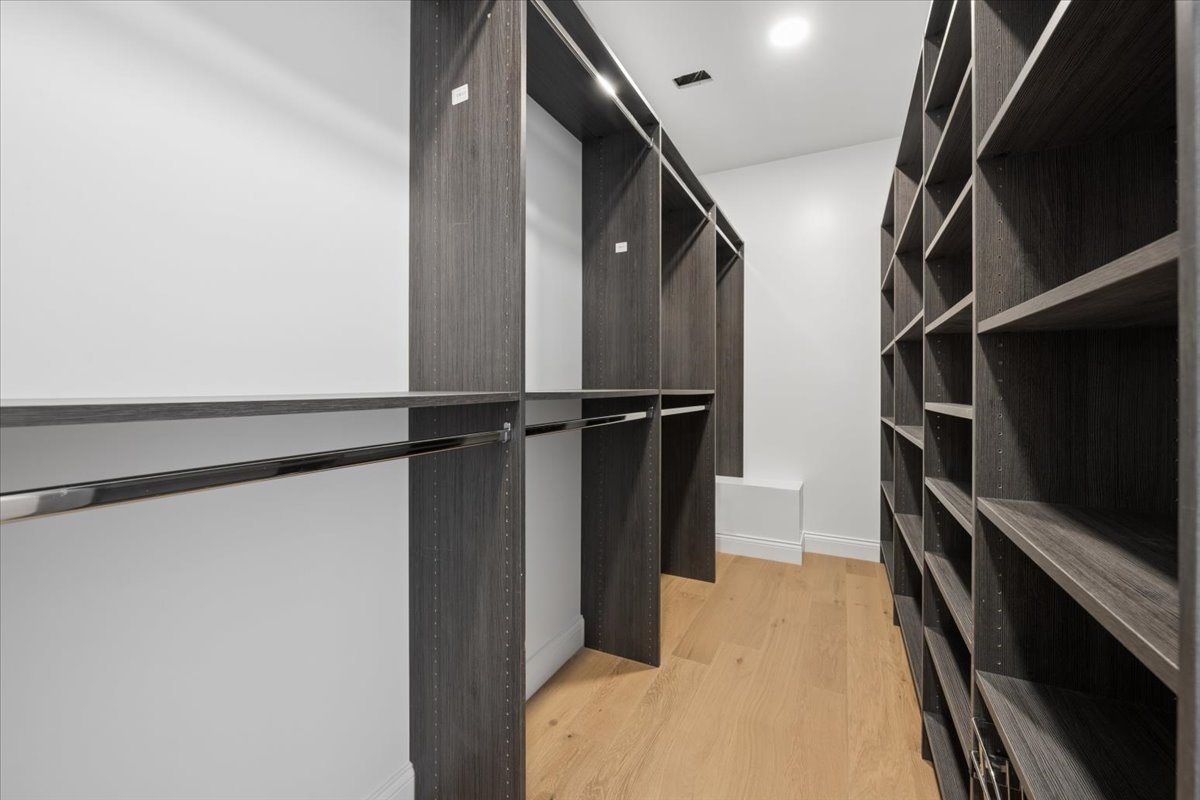main property photo 65