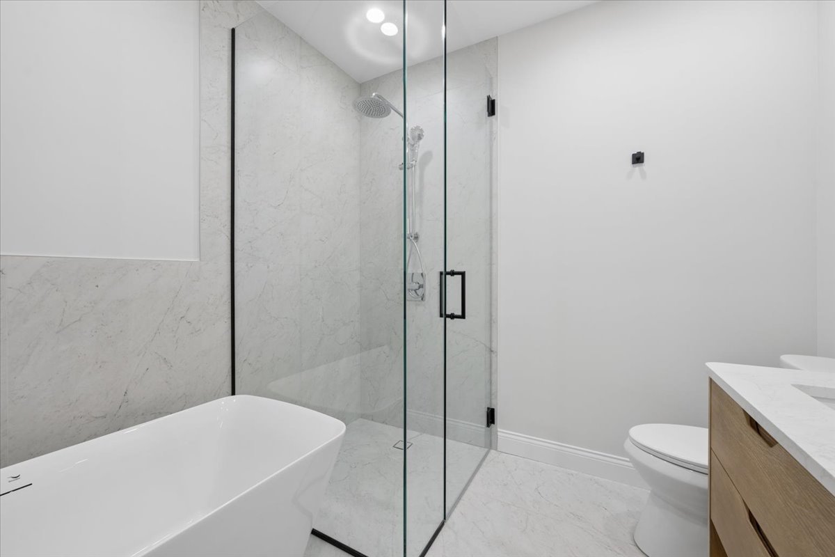 main property photo 68