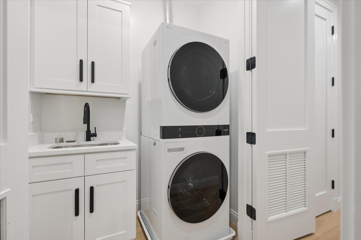 main property photo 70